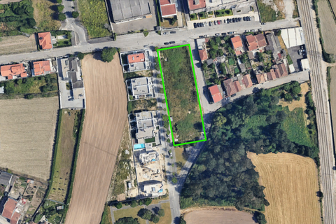 Helårsgrund i Maia, Porto, Maia - € 85.000 | Ref: C0466-00373 - foto 11