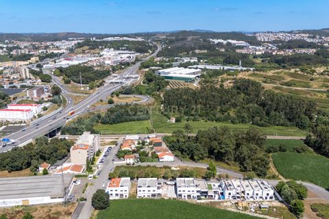 Helårsgrund i Maia, Porto, Maia - € 85.000 | Ref: C0466-00373 - foto 16