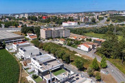 Helårsgrund i Maia, Porto, Maia - € 85.000 | Ref: C0466-00373 - foto 17