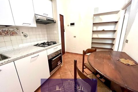 Apartament a Florence, Florence, Florence - € 800/mes | Ref: a26178 - foto 11