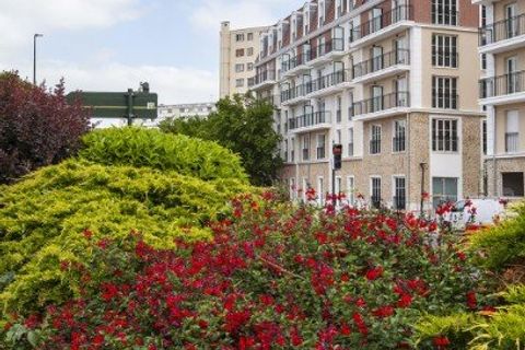 Erhvervsejendom i Chelles, Seine-et-Marne, Chelles - € 145.000 | Ref: 71A4341CAA5B41BA - foto 12