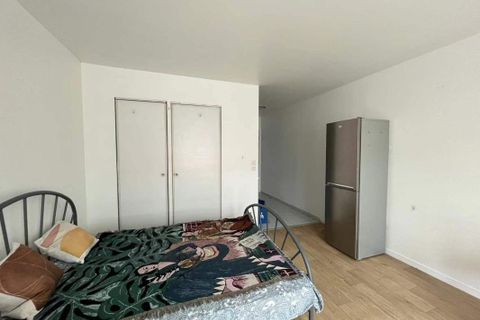 1-Zimmerwohnung in Antony, Hauts-de-Seine, Antony - € 850/Monat | Ref: Avenue_Aristide - Foto 2