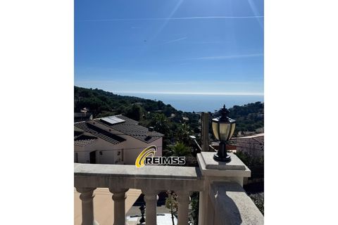Villa i Canyelles (Ayto Lloret Mar), Gerona - foto 2