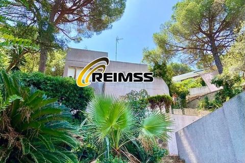Villa i Canyelles (Ayto Lloret Mar), Gerona - foto 2