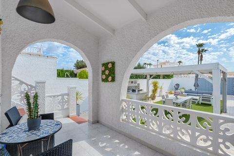 Villa a Ciudad Quesada, Alicante, Ciudad Quesada - € 440.000 | Ref: LF-87369 - foto 9