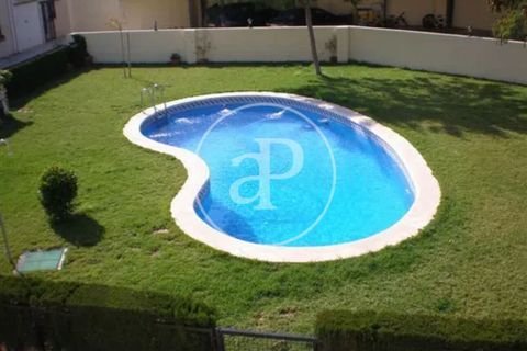 Villa in Foios, Valencia, Foios - € 1,800/month | Ref: AV2605031 - photo 1