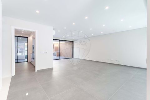 Villa a Portimao, Faro, Portimao - € 985.000 | Ref: 122881202-351 - foto 7
