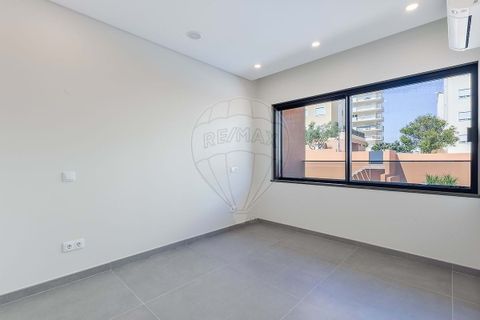 Villa a Portimao, Faro, Portimao - € 985.000 | Ref: 122881202-351 - foto 15