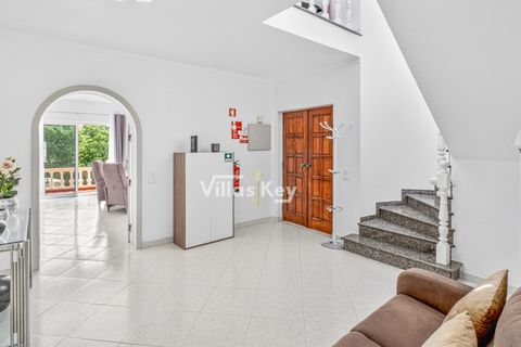 Villa a Carvoeiro, Faro, Carvoeiro - € 995.000 | Ref: LV151 - foto 9