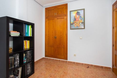 Bungalow i Punta Prima, Alicante, Punta Prima - € 188.700 | Ref: MLSC2819554 - foto 12