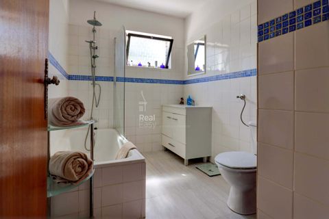 Villa a Estoi, Faro, Estoi - € 749.000 | Ref: RE175 - foto 26
