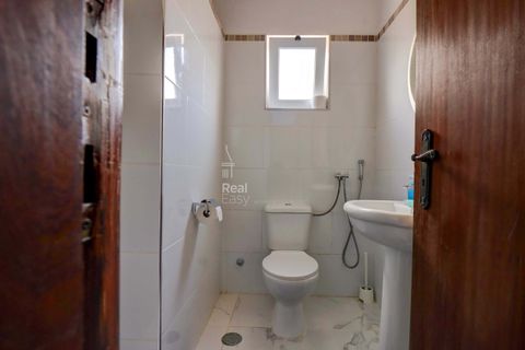 Villa a Estoi, Faro, Estoi - € 749.000 | Ref: RE175 - foto 29