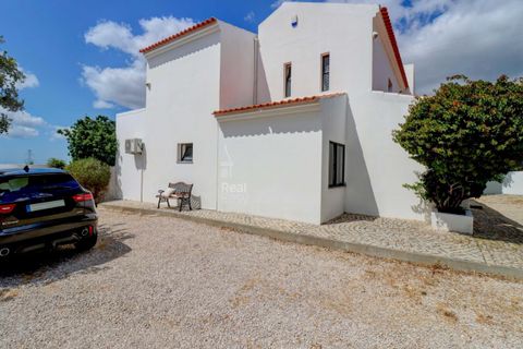 Villa a Estoi, Faro, Estoi - € 749.000 | Ref: RE175 - foto 41