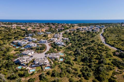 Villa i Estombar, Faro, Estombar - € 695.000 | Ref: V579613 - foto 31