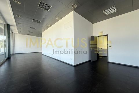 L'establiment comercial a Trofa, Porto, Trofa - € 1.700/mes | Ref: TC 1268-2 - foto 2