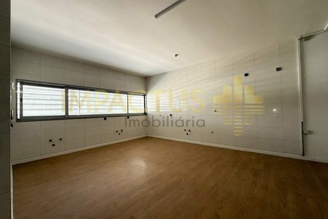L'establiment comercial a Trofa, Porto, Trofa - € 1.700/mes | Ref: TC 1268-2 - foto 10