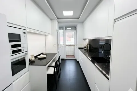 Lejlighed i Amadora, Lisbon, Amadora - € 250.000 | Ref: C0221-03882 - foto 2