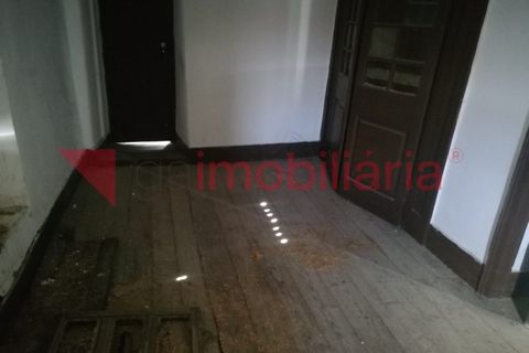 Villa i Alenquer, Lisbon, Alenquer - € 100.000 | Ref: 215002002 - foto 4
