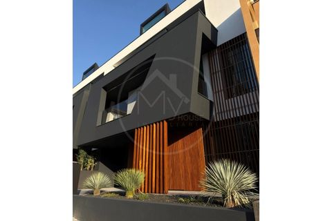 Villa i Guimaraes, Braga, Guimaraes - € 595.000 | Ref: 311 - foto 1
