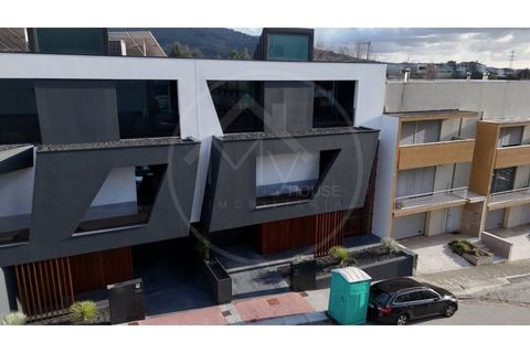 Villa i Guimaraes, Braga, Guimaraes - € 595.000 | Ref: 311 - foto 25