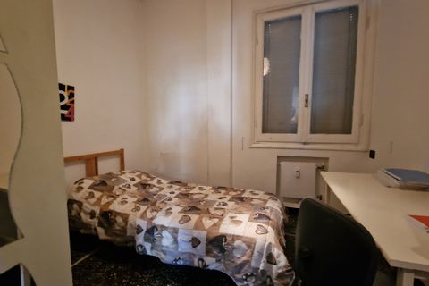 Estudi a Genoa, Genoa, Genoa - € 180/mes | Ref: 2585 - foto 2