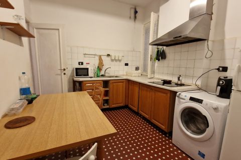 Estudi a Genoa, Genoa, Genoa - € 180/mes | Ref: 2585 - foto 8