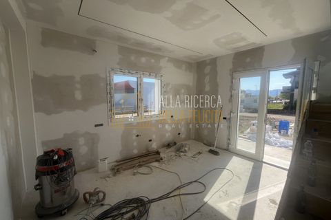 Villa i Piovene Rocchette, Vicenza, Piovene Rocchette - € 400.000 | Ref: IB203 - foto 2