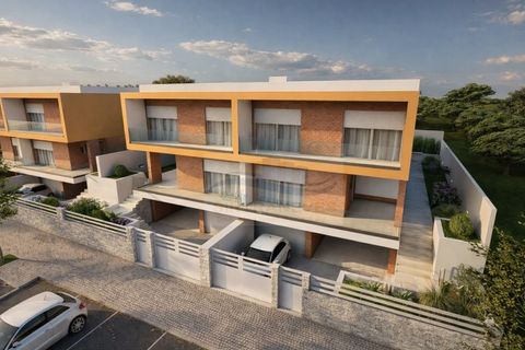 Helårsgrund i Amadora, Lisbon, Amadora - € 250.000 | Ref: AP2500 - foto 2