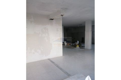 Erhvervsejendom i Amadora, Lisbon, Amadora - € 260.000 | Ref: AP7487 - foto 2
