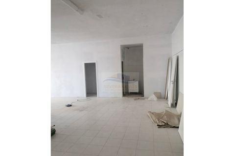 Erhvervsejendom i Amadora, Lisbon, Amadora - € 260.000 | Ref: AP7487 - foto 5