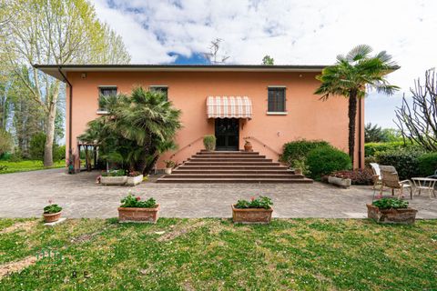 Villa a Castenaso, Bologna, Castenaso - € 990.000 | Ref: DIR990ASE - foto 2
