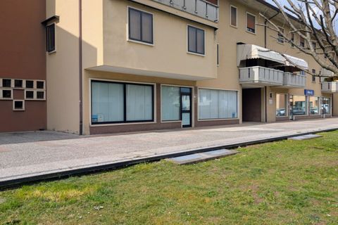 Erhvervsejendom i Thiene, Vicenza, Thiene - € 129.000 | Ref: FBCV - foto 3