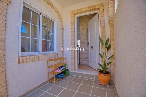 Villa i Torrevieja, Alicante, Torrevieja - € 449.000 | Ref: SMBOC2813 - foto 13
