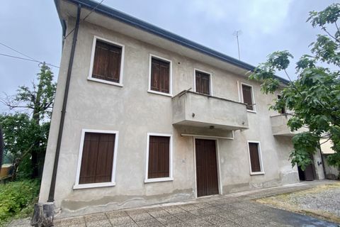 Villa i Castelfranco Veneto, Treviso, Castelfranco Veneto - € 170.000 | Ref: S17 - foto 1