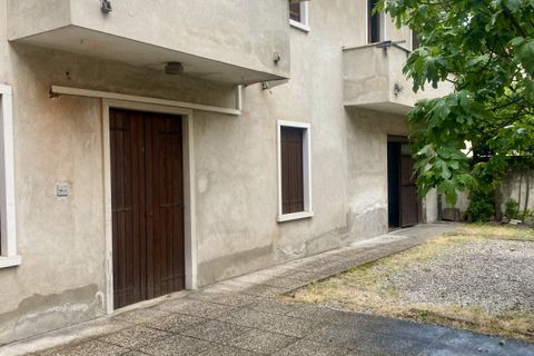 Villa i Castelfranco Veneto, Treviso, Castelfranco Veneto - € 170.000 | Ref: S17 - foto 2