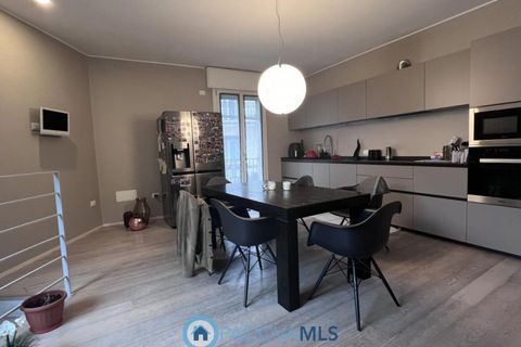 Villa a Padua, Padua, Padua - € 400.000 | Ref: MLS2179-1200 - foto 7