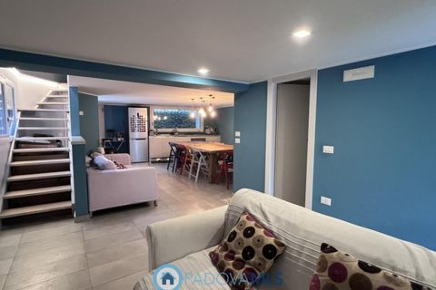 Villa a Padua, Padua, Padua - € 400.000 | Ref: MLS2179-1200 - foto 11