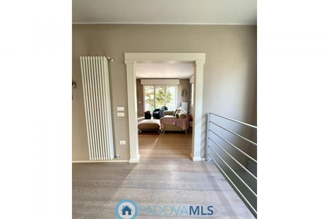 Villa a Padua, Padua, Padua - € 400.000 | Ref: MLS2179-1200 - foto 42