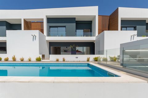 Villa a Loures, Lisbon, Loures - € 850.000 | Ref: TRI-144-25-CS (1) - foto 3