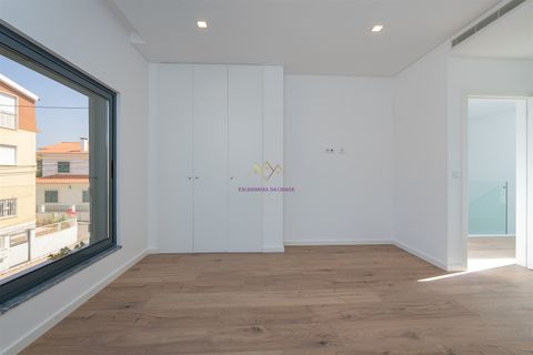 Villa a Loures, Lisbon, Loures - € 850.000 | Ref: TRI-144-25-CS (1) - foto 17