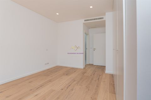 Villa a Loures, Lisbon, Loures - € 850.000 | Ref: TRI-144-25-CS (1) - foto 24