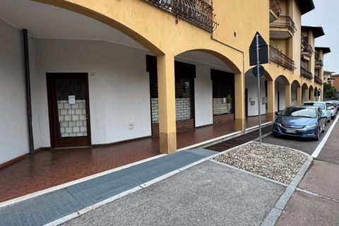 Erhvervsejendom i Cuggiono, Milan, Cuggiono - € 135.000 | Ref: VNG030-D - foto 12