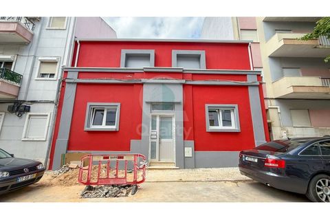 Villa i Barreiro, Setubal, Barreiro - € 425.000 | Ref: QRJD2424 - foto 1
