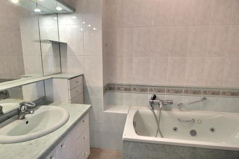 Leilighet i Macon, Saone-et-Loire, Macon - € 165 000 | Ref: getkey_u_528161249 - foto 4