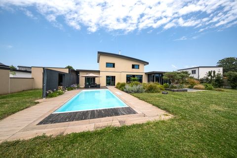 Villa a Saint-Renan, Finistere, Saint-Renan - € 750.000 | Ref: getkey_7364 - foto 2