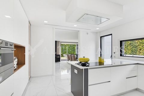 Villa i Cascais, Lisbon, Cascais - € 5.500.000 | Ref: AE174 - foto 10