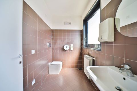 Erhvervsejendom i Vimercate, Monza and Brianza, Vimercate - € 570.000 | Ref: UFF.VIMERCATE-TS570V - foto 17