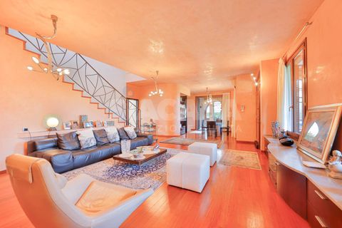 Villa a Bernareggio, Monza and Brianza, Bernareggio - € 986.000 | Ref: VILLA.BERNAREGGIO-IZ986V - foto 19