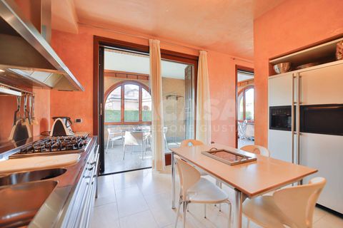 Villa a Bernareggio, Monza and Brianza, Bernareggio - € 986.000 | Ref: VILLA.BERNAREGGIO-IZ986V - foto 27