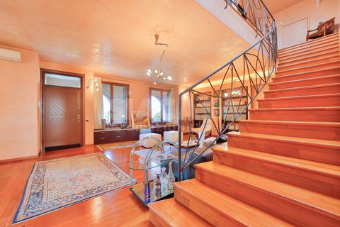Villa a Bernareggio, Monza and Brianza, Bernareggio - € 986.000 | Ref: VILLA.BERNAREGGIO-IZ986V - foto 49